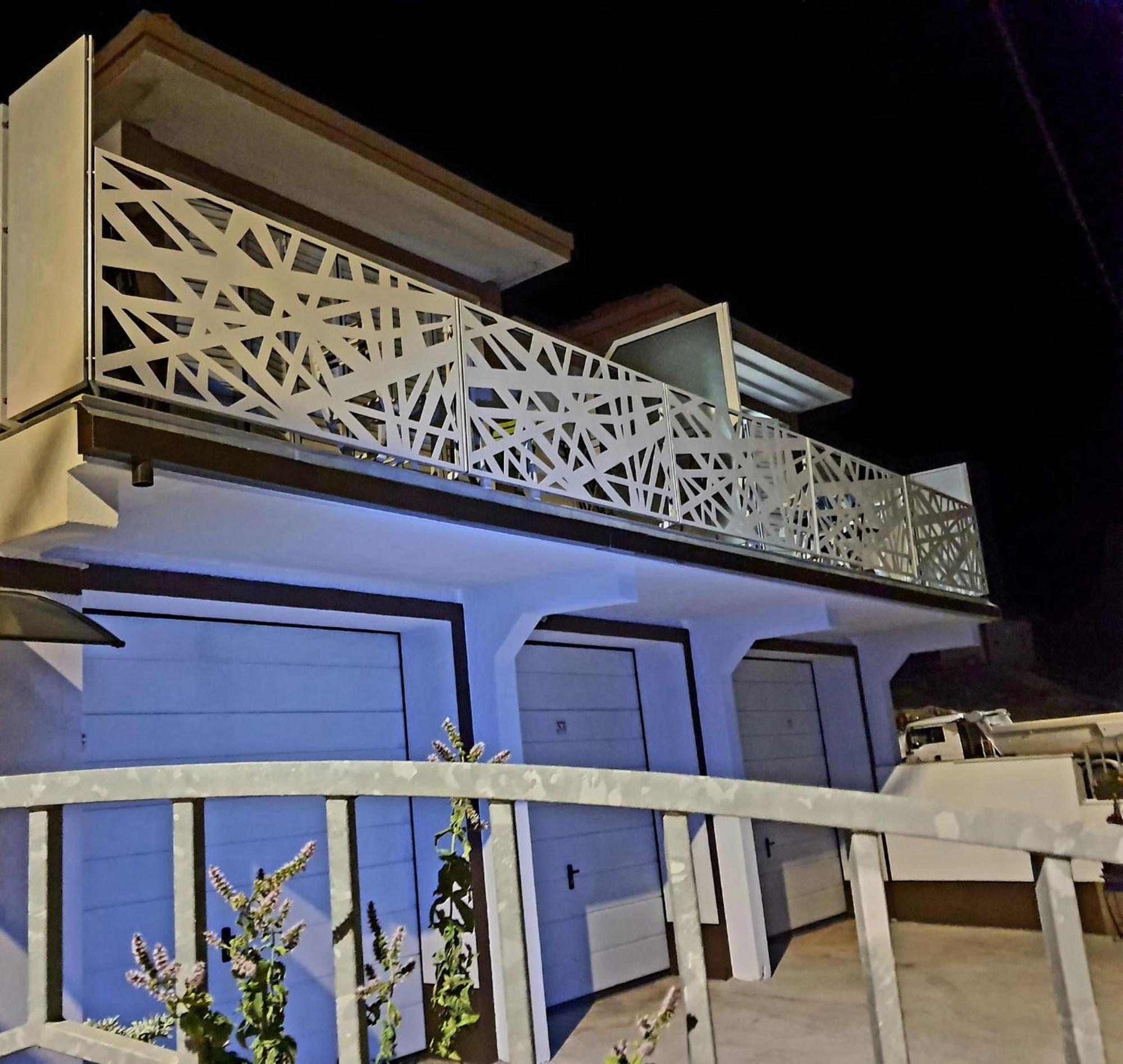 Villa Sunshine Baum Marina Ngoại thất bức ảnh